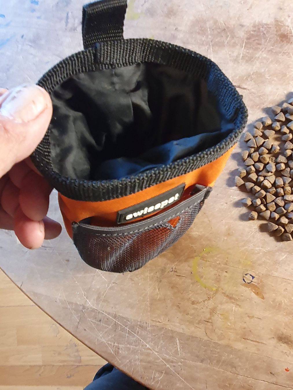 Mangimi: Swisspet Hudefuttertasche – Usato da Zürich venduto da loosebone 2