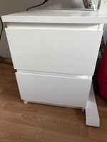 IKEA Nachtisch weiss mit zwei Schubladen guter Zustand