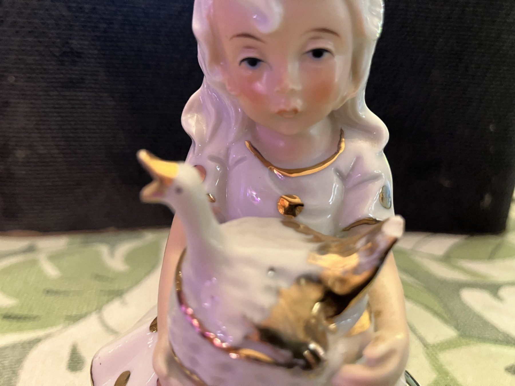 Statuette: wunderschöne Porzellanfigur "Mädchen mit Gans" – Usato da ehrendingen venduto da atlan700 4