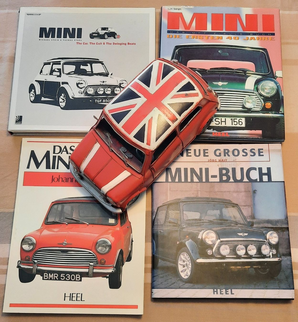 Bücher: MINI Classic Bücher mit Modellauto MINI aus Metall – Gebraucht aus Stalden VS von Stumpf83