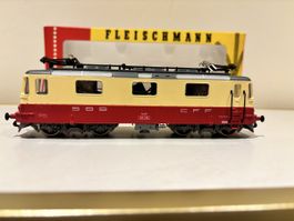 Fleischmann 4341 H0 – SBB Re 4/4 II 11166 (TEE)