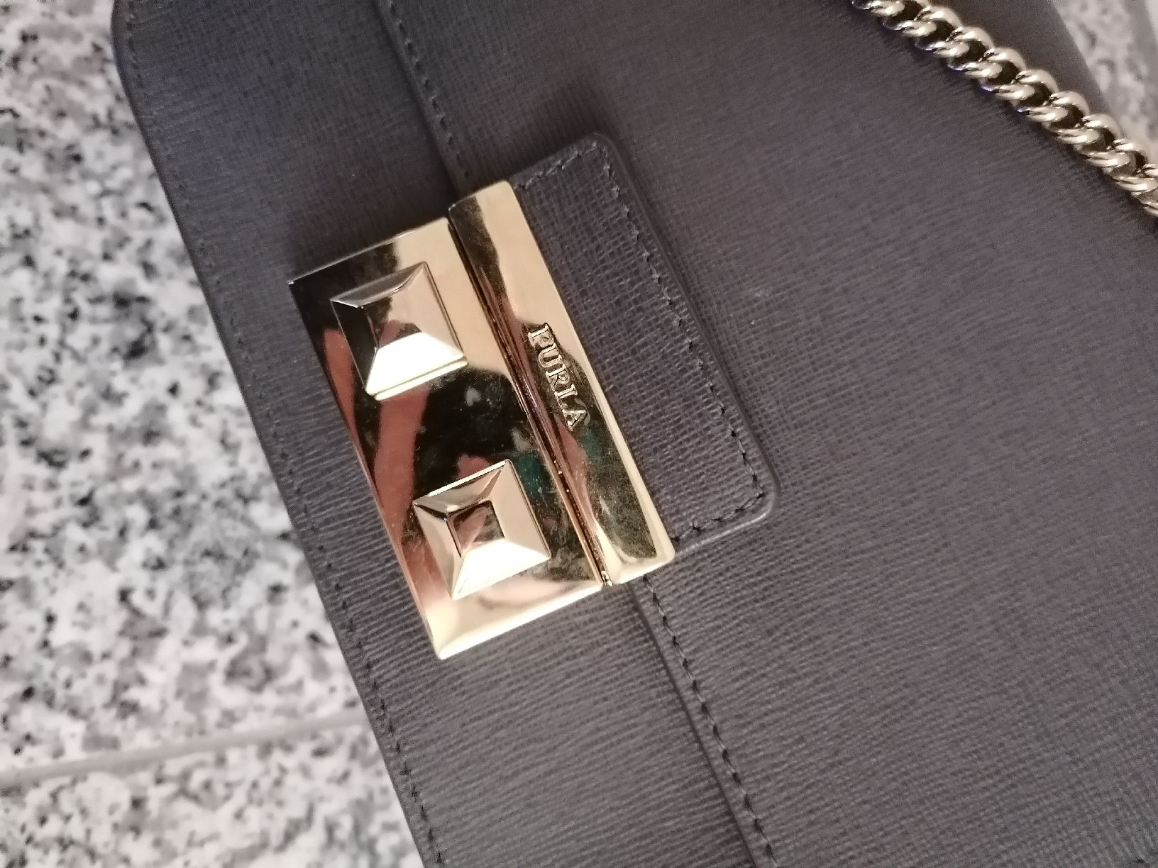 Furla Borse da donna: Furla Metropolis – Usato da Sempach venduto da .1SecondBrands. 2