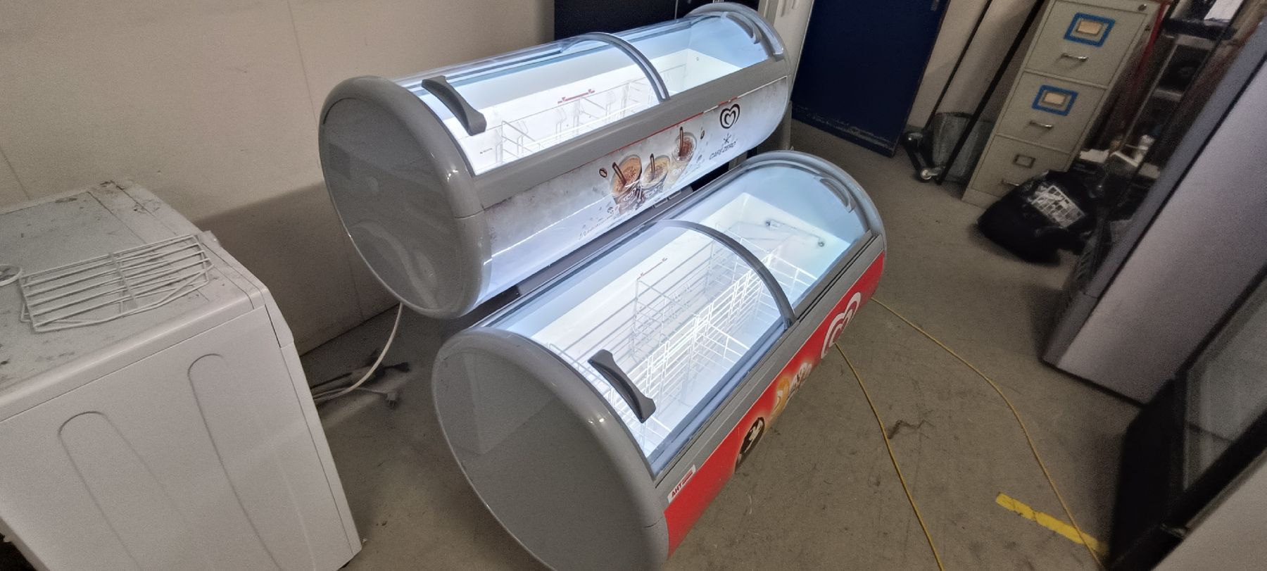 Congelatori: Doppeliefkühler für Eis – Usato da Pfäffikon ZH venduto da K-V-M 2