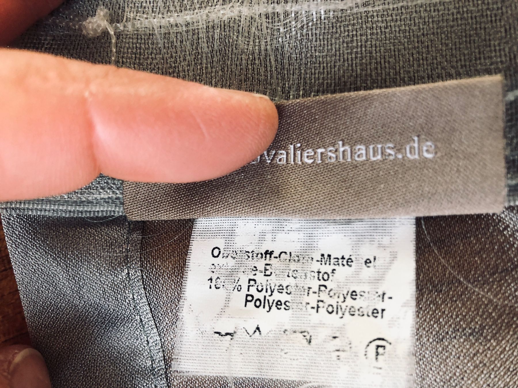 Vorhänge: Vorhänge grau transparent, leichte Sommergardinen – Gebraucht aus Arlesheim von leyRum4.5 8