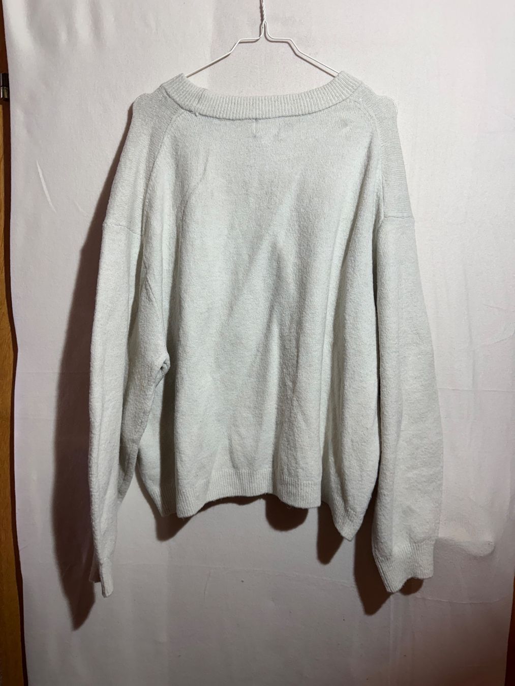 H&M Pulls & Sweat-shirts: Weisser Pullover von H&M Gr. XL – D'occasion à Grosswangen par second_hand_dress 7