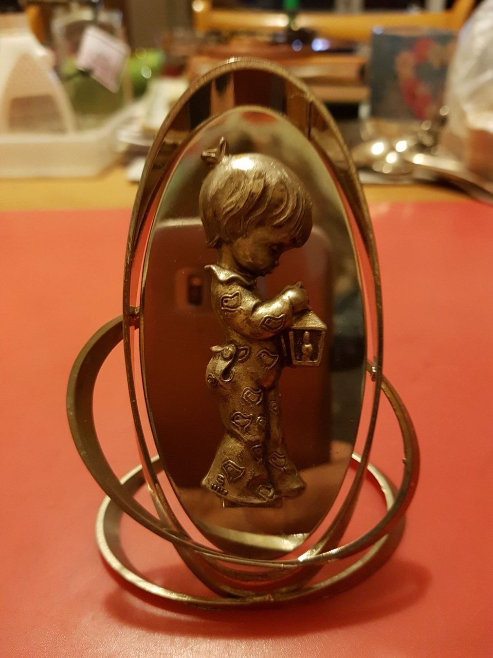 Foto & Immagini: vintage metall bild kind mit laterne – Usato da St. Antoni venduto da Mischtle 1