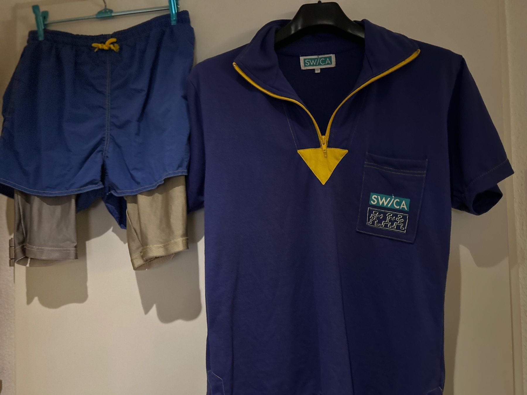 Canottiere & Pantaloni: Sportdress – Usato da Zumikon venduto da Uranus88