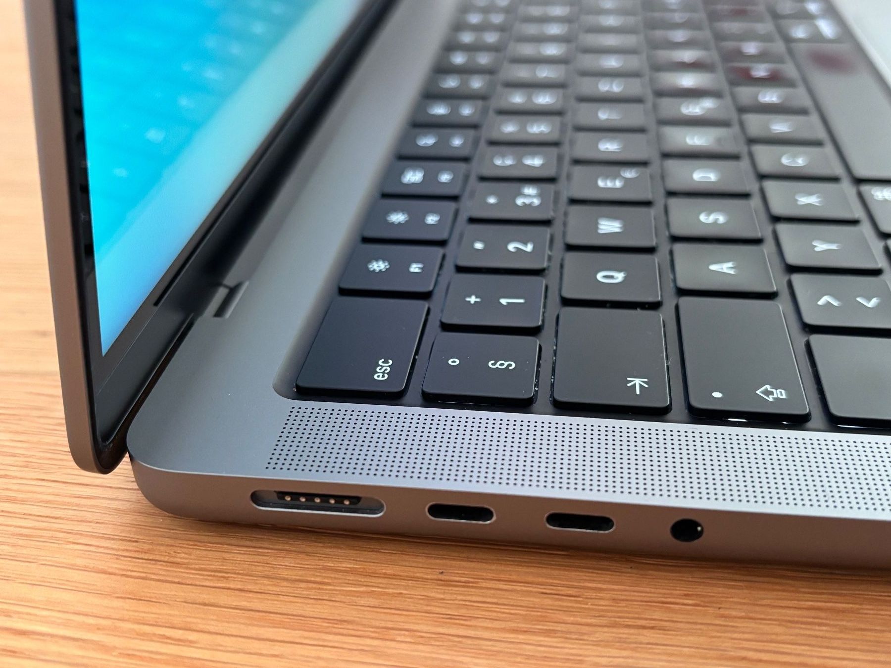 Apple Notebook: Apple Macbook Pro 2021 – Usato da Sursee venduto da new_6hny 3