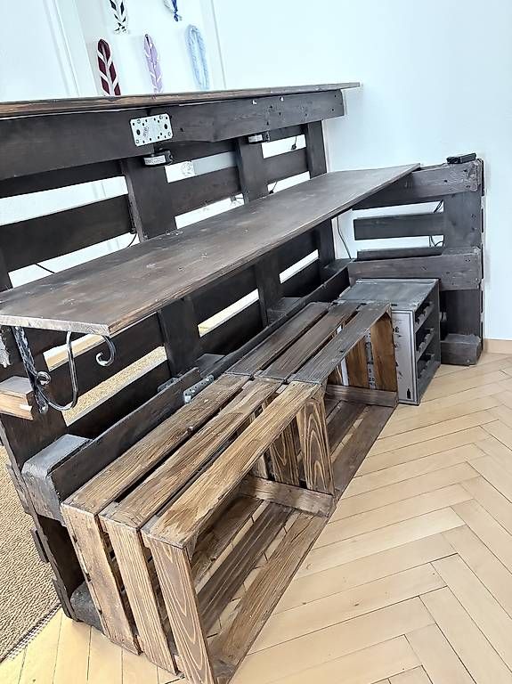 Allestimento di negozi e stand fieristici: Bar aus Paletten – Usato da St. Gallen venduto da sha_cd29 2