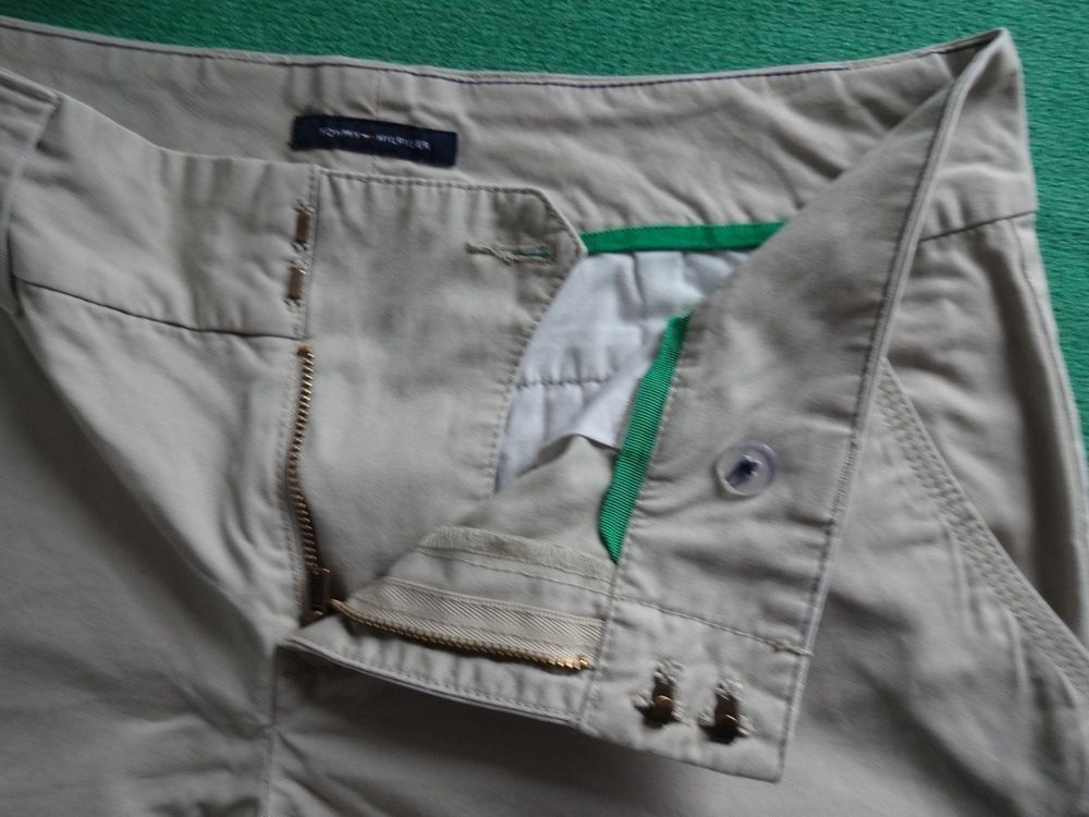 Tommy Hilfiger Pantaloni: Tommy & Hilfiger Damen Short Gr.M – Usato da Bronschhofen venduto da Xena37 1