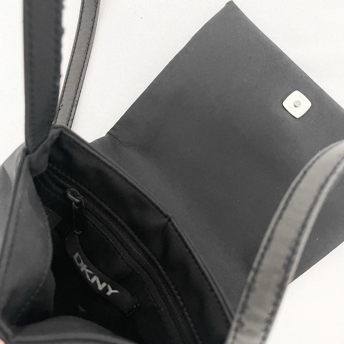 DKNY Borse da donna: DKNY Mini Bag – Usato da Emmen venduto da Avviivva_Com2023 5