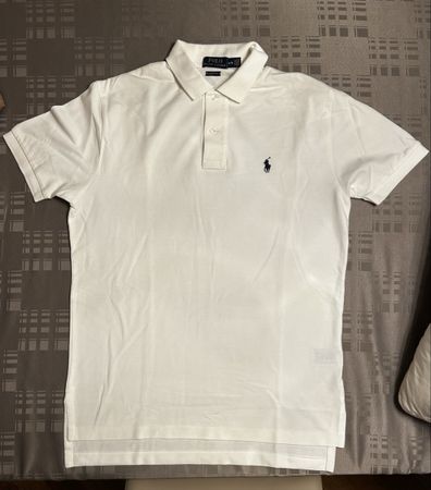 Ralph Lauren polo shirt, worn once (size M)
