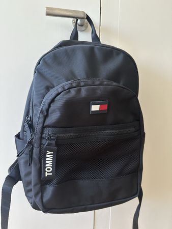 Tommy Hilfiger Rucksack neuwertig