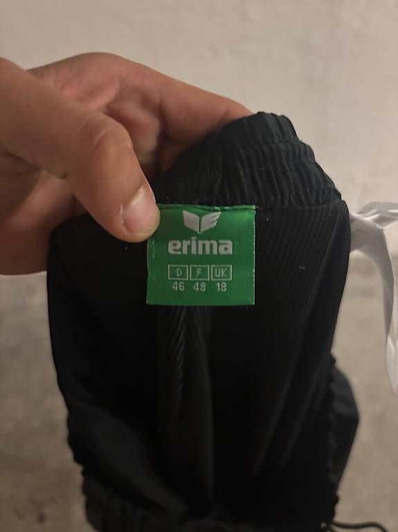 Pantaloni: Erima Trainerhosen – Usato da Zürich venduto da enf_2kqn 1