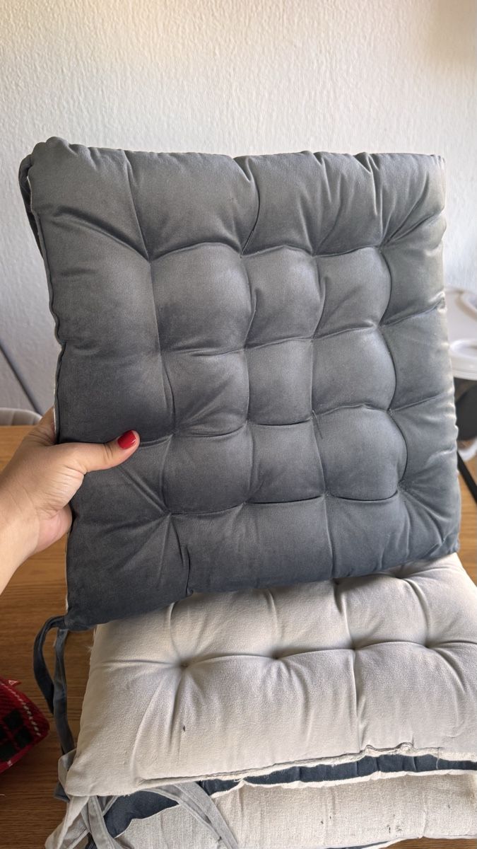 Cuscini: Chair Cushions Set – Usato da Thun venduto da bia_56c9 2