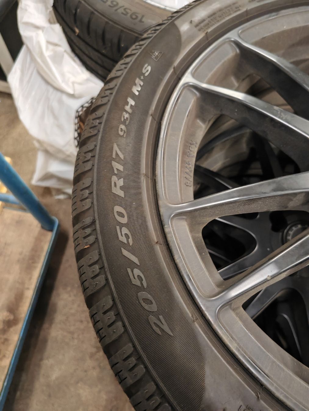 Citroën Pneumatici & Ruote complete: Citroen C4 Räder 17" – Usato da Oberengstringen venduto da 156driver 2