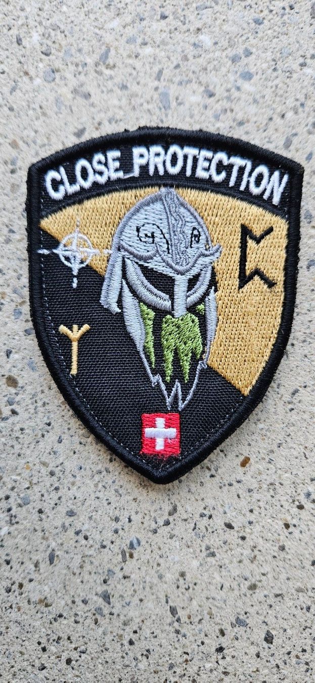 Schweizer Armee Placchette & Badge: *** Swisscoy Badge mit klett *** – Nuovo e nell'imballaggio originale da Riedholz venduto da fr_sIruP