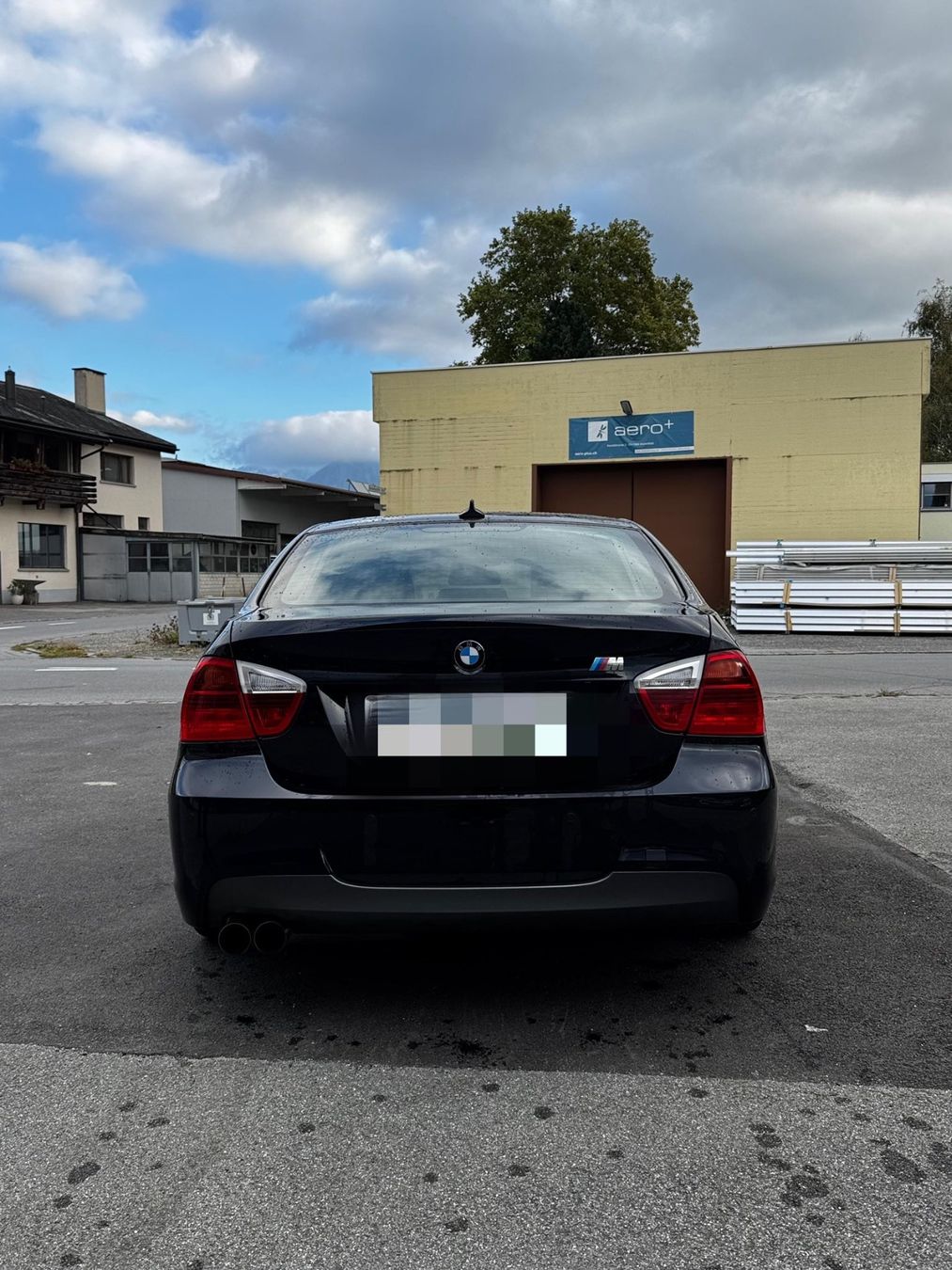 BMW Automobili: BMW 320i Top Zustand 1.Hand – Usato da Altstätten SG venduto da cor_8sdl 1