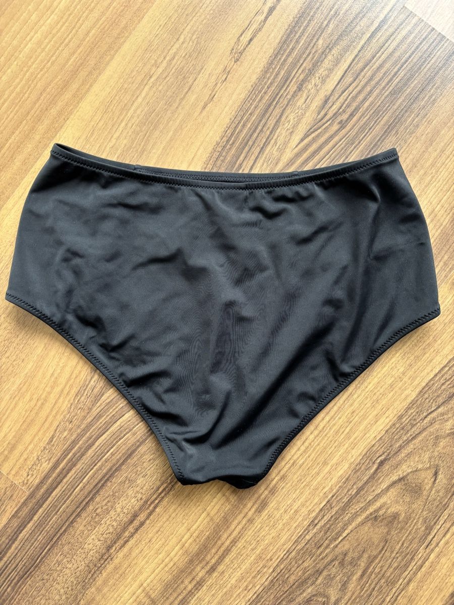 Costumi da bagno & Bikini: Badehose Damen Gr. 42 – Usato da Büsserach venduto da Zimtstaernli19 1