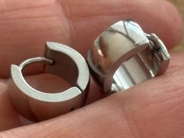 Luxus Elegante Creolen Mini Edelstahl Ohrstecker Farbe Silbe