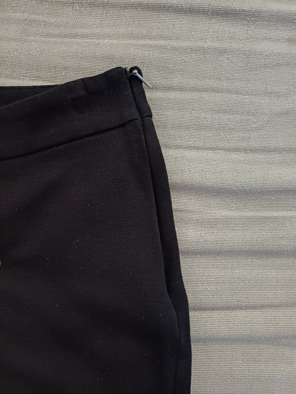 Hugo Boss Pantaloni: Stoffhose von Boss – Usato da Rothenburg venduto da lauraaurora 1