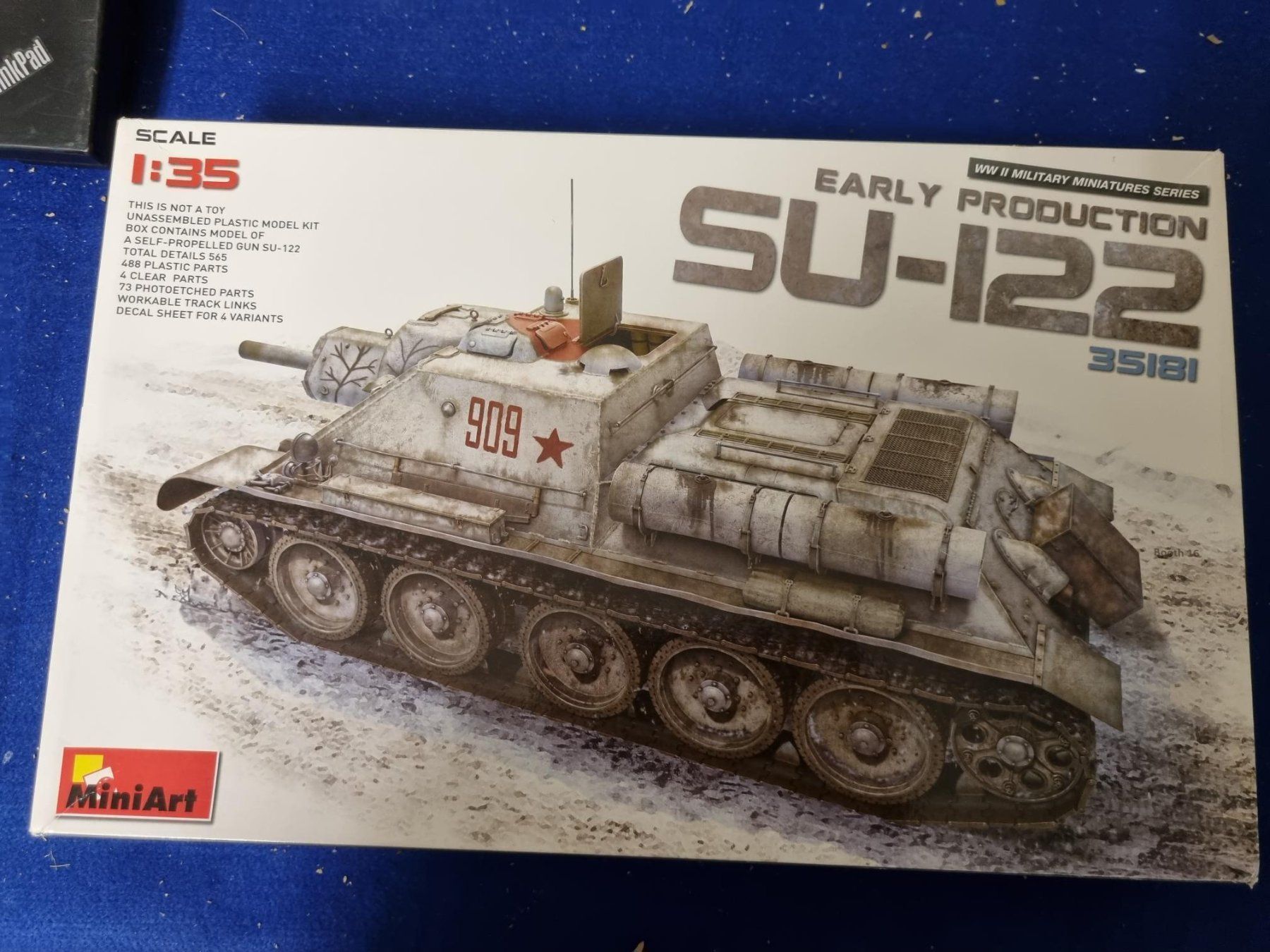 Modellbausätze & Standmodelle: SU-122 + Aber Fender – Neu (gemäss Beschreibung) aus Wettingen von Mmarb