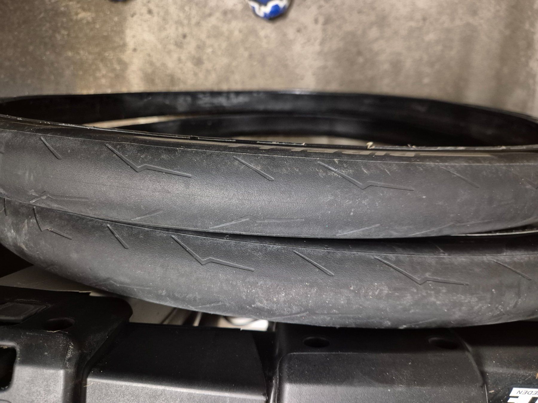 Sonstiges Schreiben & Zeichnen: pneus velo pirelli pzero race TLR – Gebraucht aus Kilchberg ZH von Alex_Kiki 1