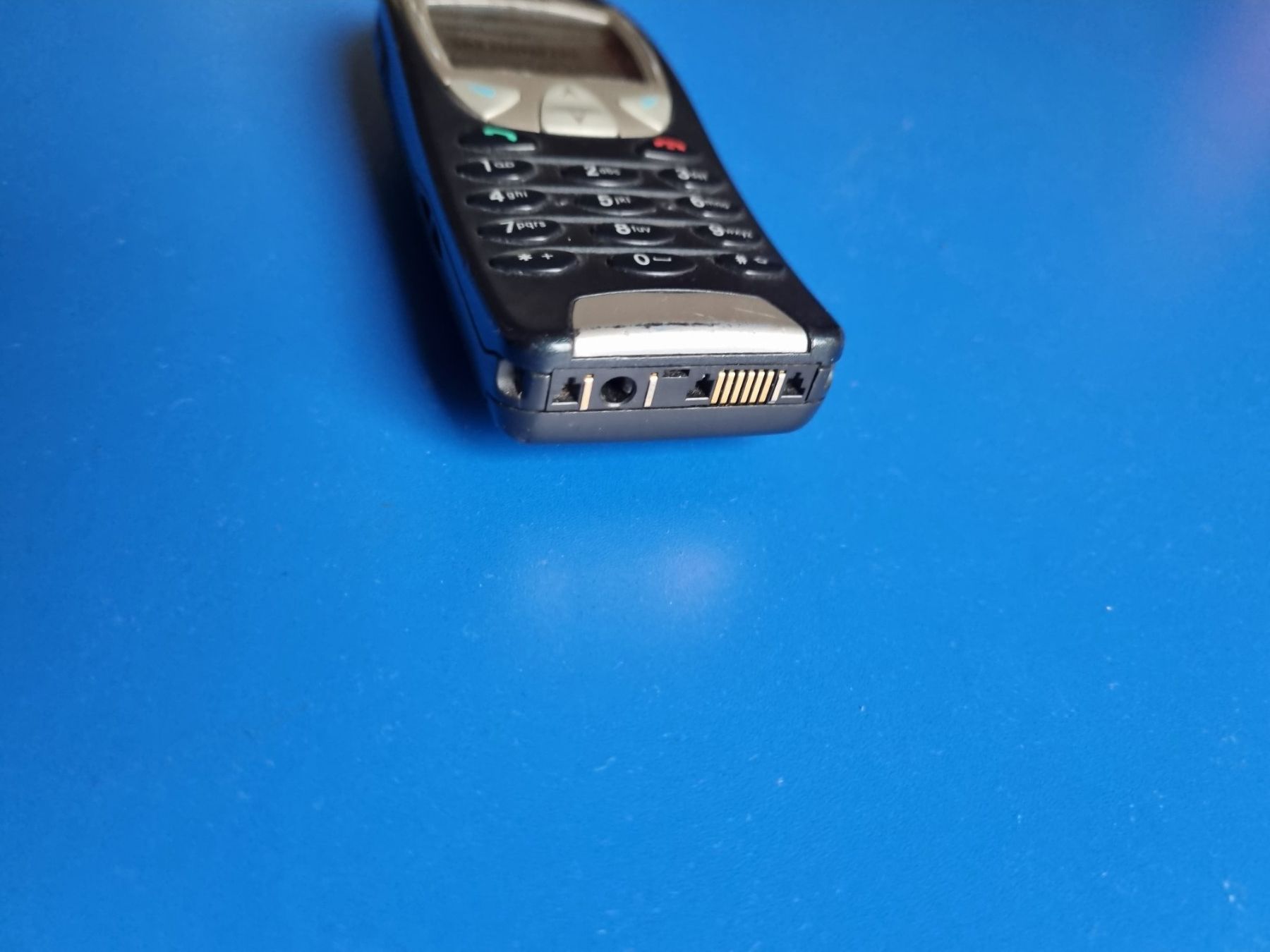 Nokia Telefoni cellulari / Smartphones: Alte Nokia – Usato da Schaffhausen venduto da Leveron13 6