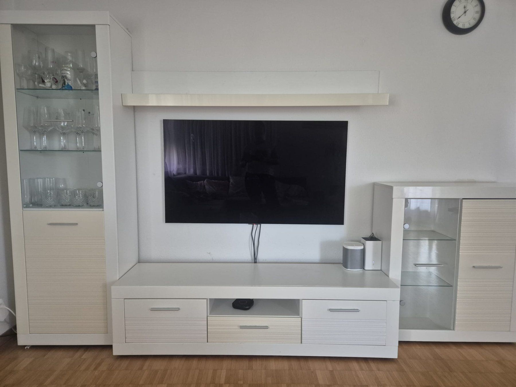 Meubles TV: Wohnwand – D'occasion à Männedorf par Kre83