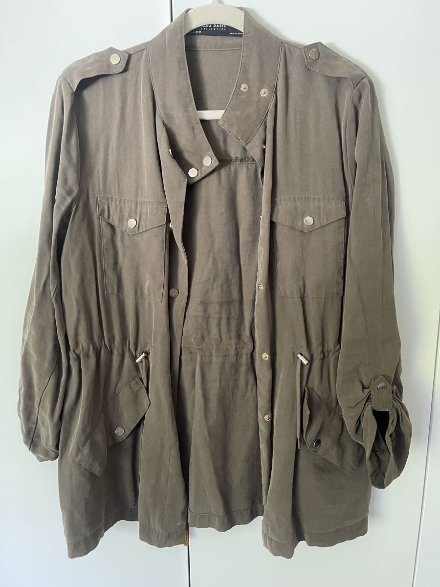 Zara Giacche: Zara Basic Utility-Jacke / Parka in Taupe/Khaki – Usato da Walchwil venduto da Jafra_Cosmetics 2