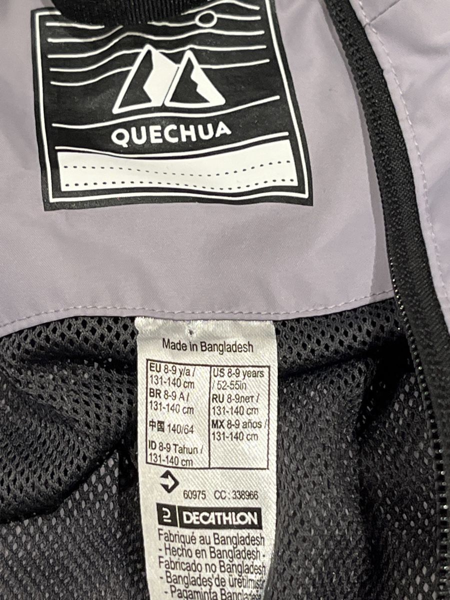 Decathlon Giacche & Cappotti: Quechua Mädchen Regenjacke, Grösse 131-140 – Usato da Däniken SO venduto da powderdome 1
