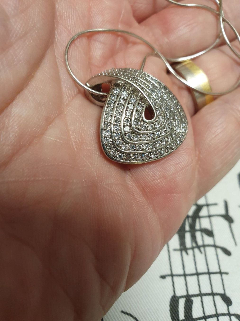 Ciondoli: Bling-Bling Anhänger an Schlangen-Kette – Usato da Wohlen AG venduto da palmsprings 1