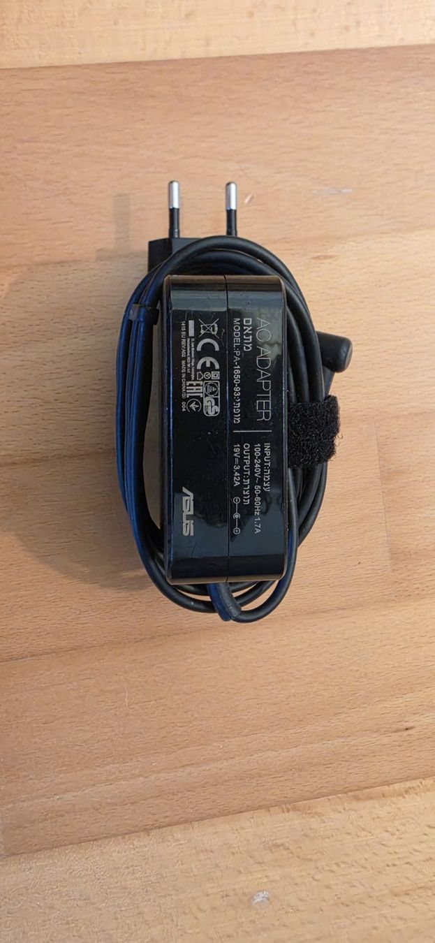 Asus Caricabatterie: Asus Laptop Chrager Ladekabel – Usato da Feusisberg venduto da luk_5zkg 1