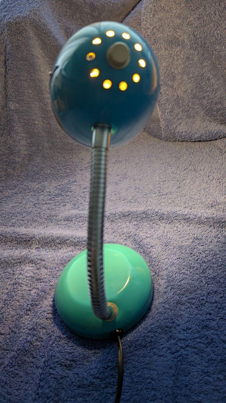 Lampade: Nachttischlampe Hellblau – Usato da Ittigen venduto da stoney63 2