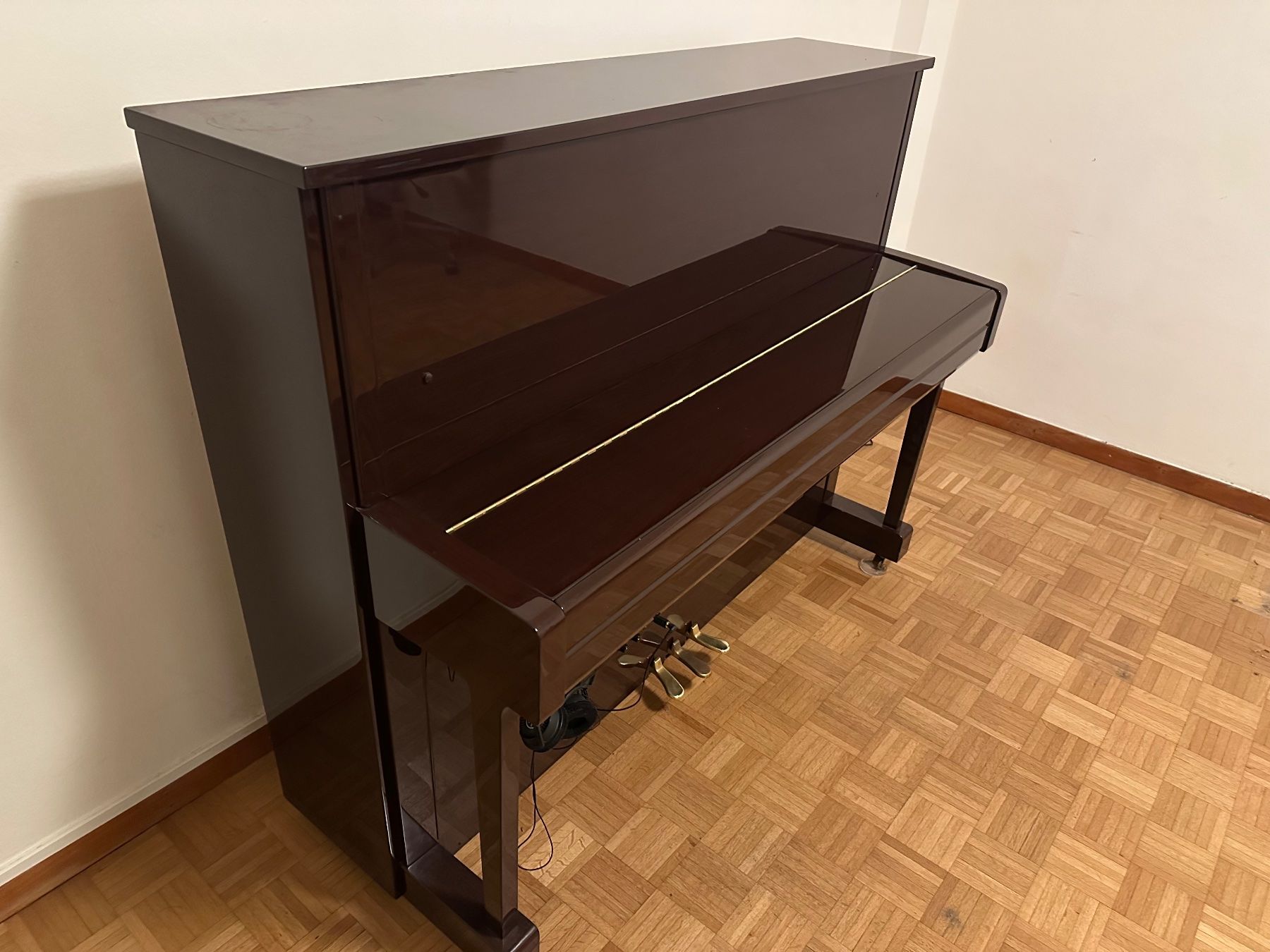 Musikinstrumente: Piano Yamaha B1 en acajou – Gebraucht aus Genève von leo_2gq7 2