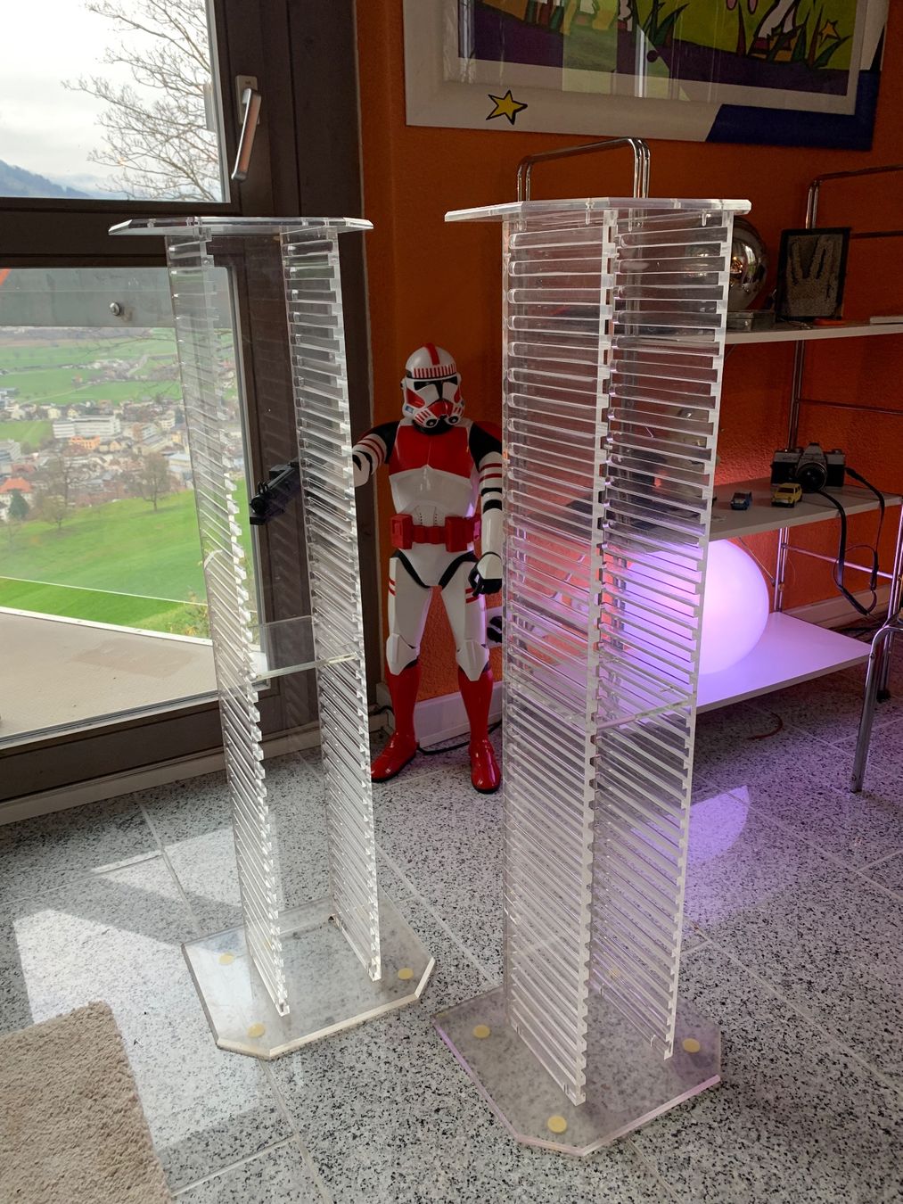 Racks & Ständer: 2× Plexiglas CD-Tower 80er/90er – transparenter CD Ständer – Gebraucht aus Stans von Bridges_Vintage 3