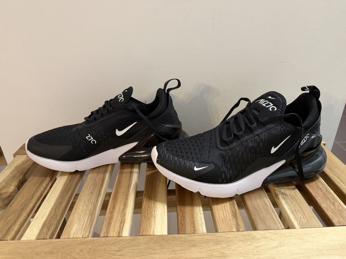 Nike Scarpe da donna: Nike Air 270 – Usato da Zürich venduto da Ta-Nia 1