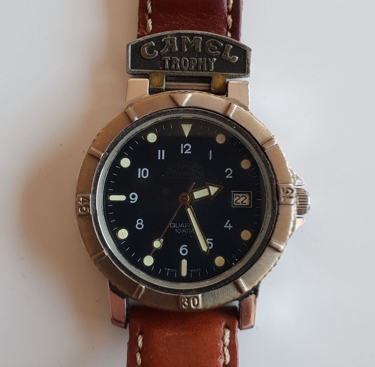 Camel Trophy montre Acheter sur Ricardo