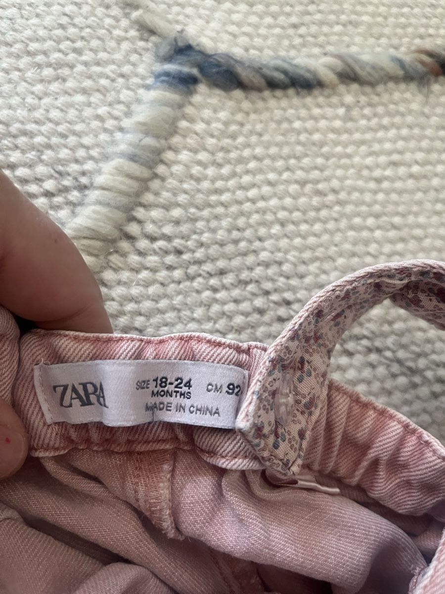 Pantaloni: Latzhosen Mädchen 86-92 – Usato da Zürich venduto da torokbalint84 2