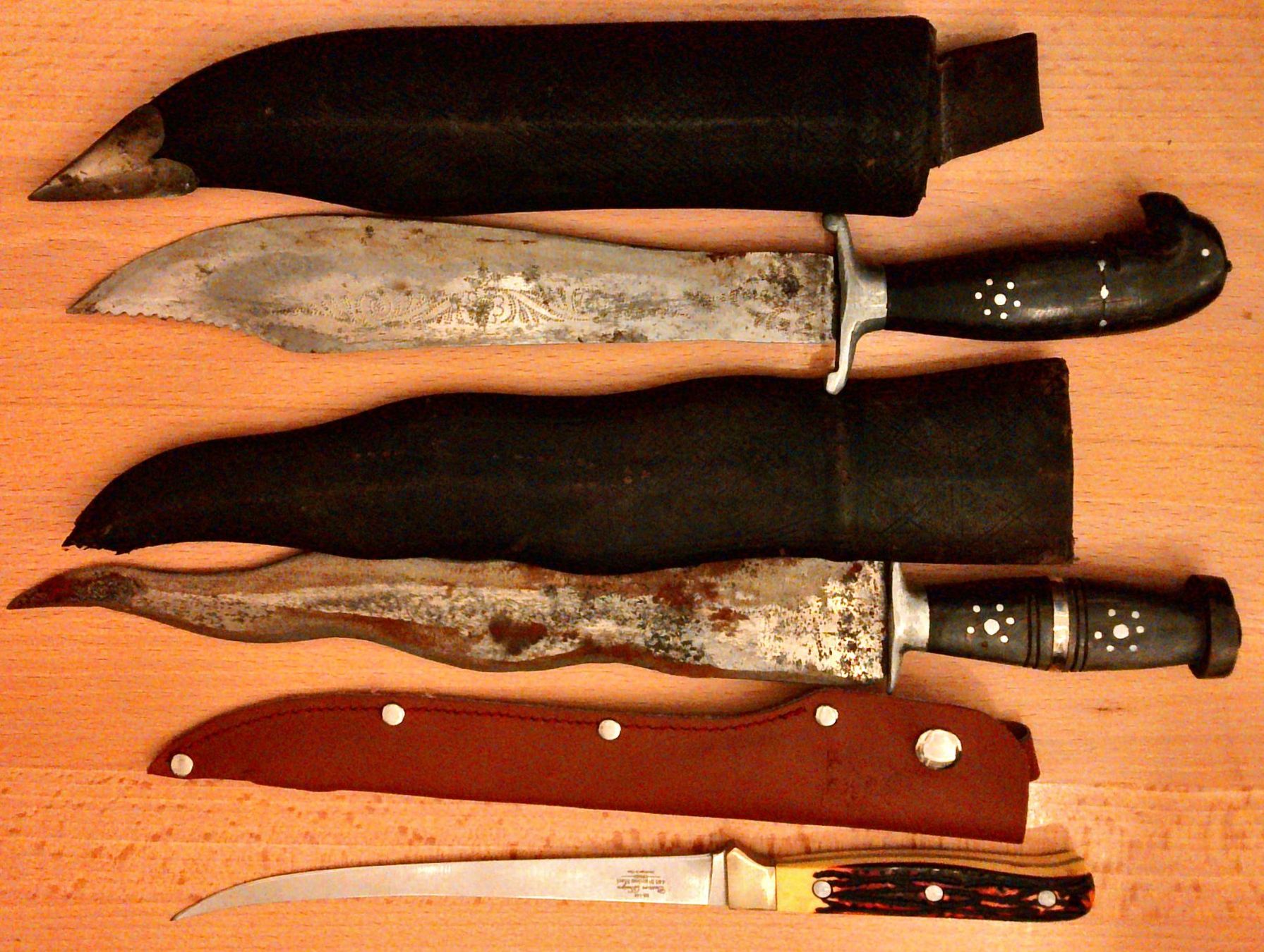 Couverts: Messer Sammlung mit Buch – D'occasion à Winterthur par rahelmedeaL 1