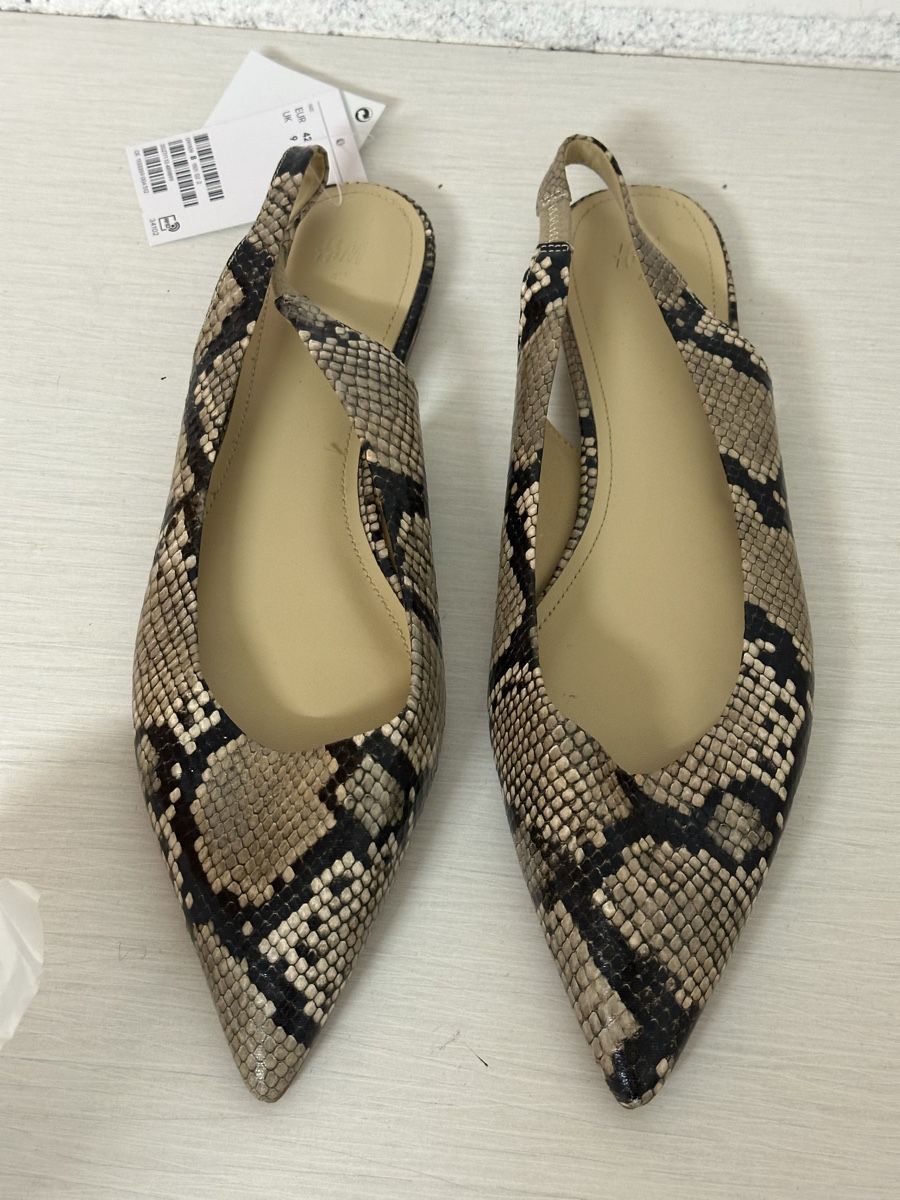Scarpe da donna: NEU Dameschuhe HM grösse 42 – Nuovo (secondo la descrizione) da Thun venduto da jeff070
