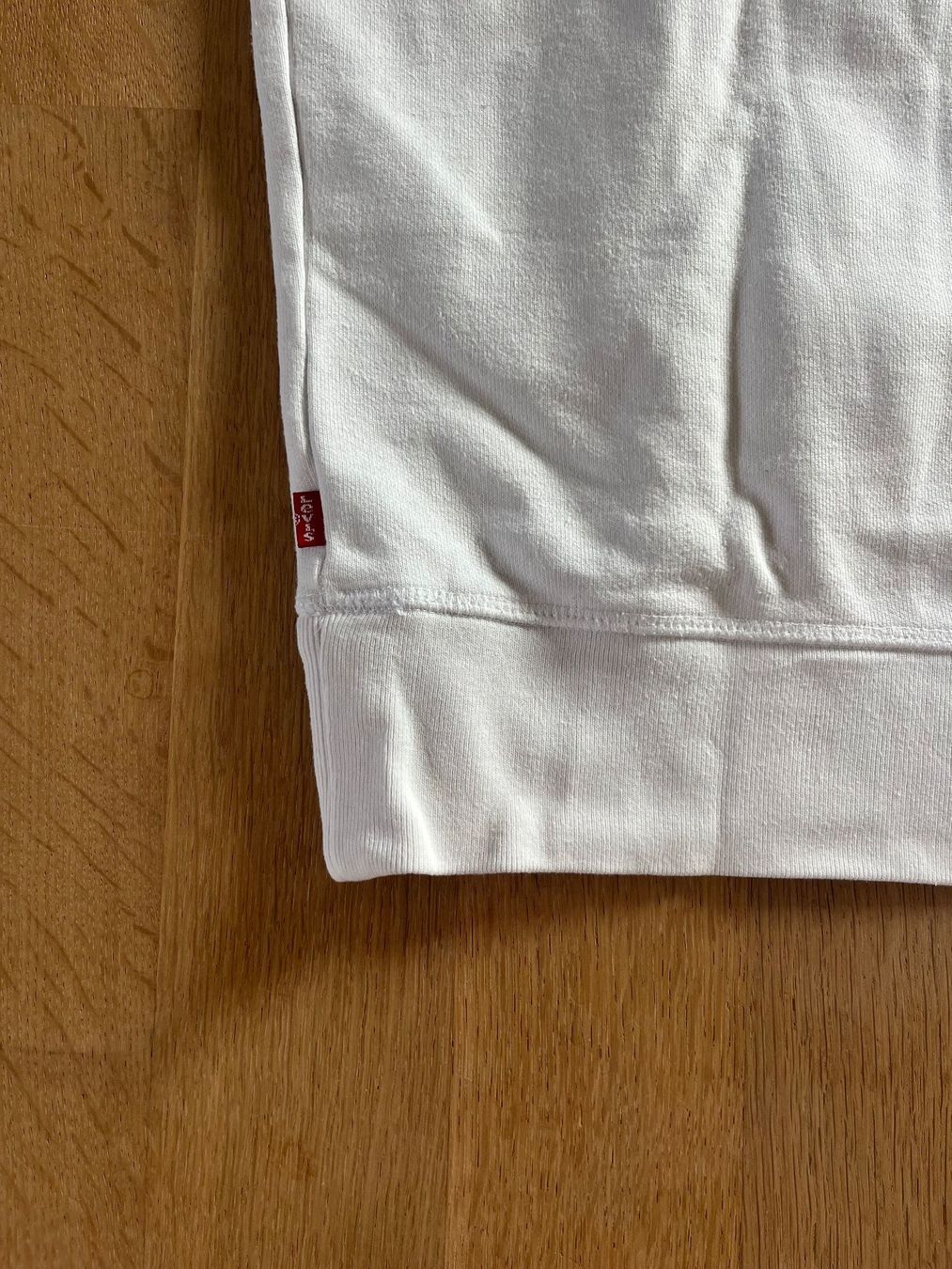 Levi's Maglioni & Felpe: Levi's Pullover Weiss – Usato da Laupen BE venduto da lee_ym6v 6