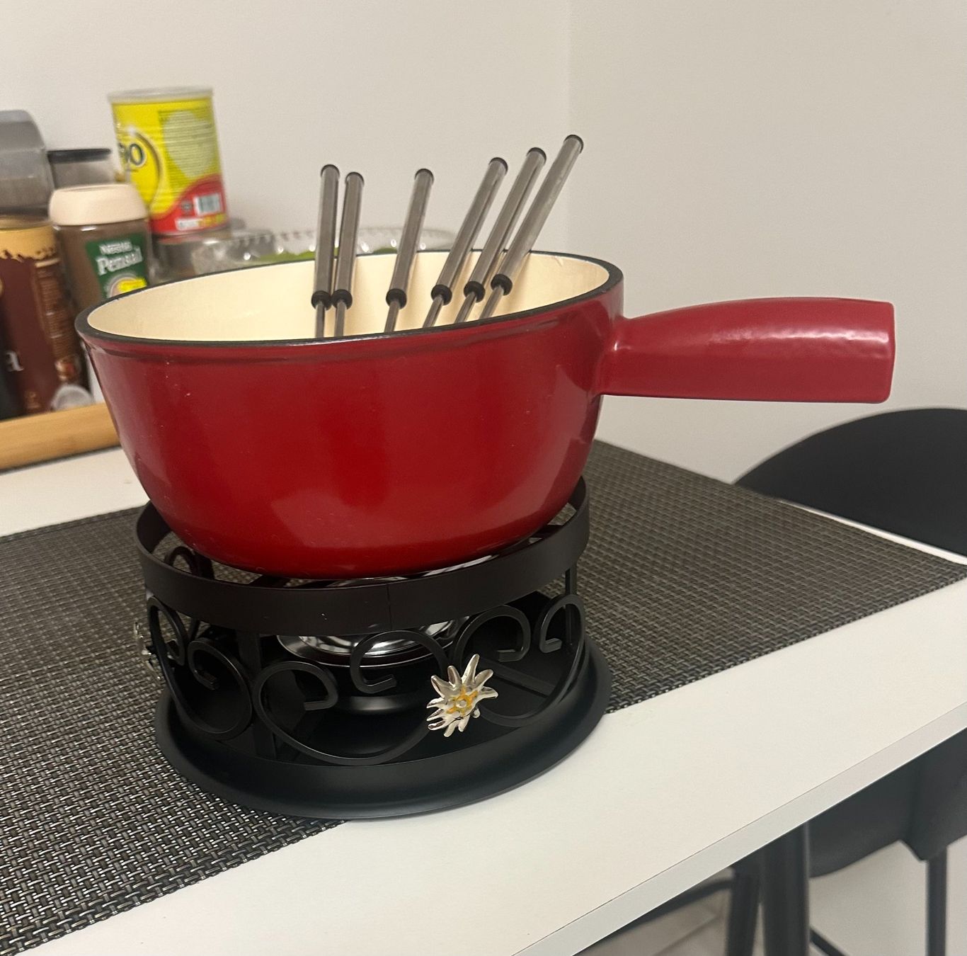 Set di piatti: Fondue - Set wie neu – Usato da Riehen venduto da ledaanton