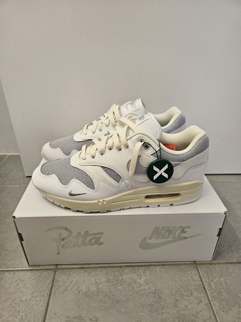 Nike Scarpe da uomo: Nike Air Max 1 Patta White – Nuovo e nell'imballaggio originale da camorino venduto da abenzo 2
