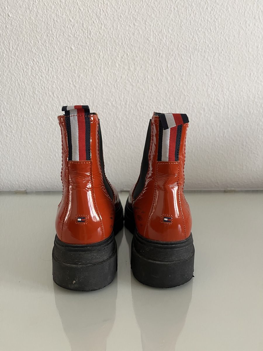 Tommy Hilfiger Scarpe da donna: TOMMY HILFIGER Stiefel orange Gr. 37 – Usato da Zürich venduto da nina__viva 1