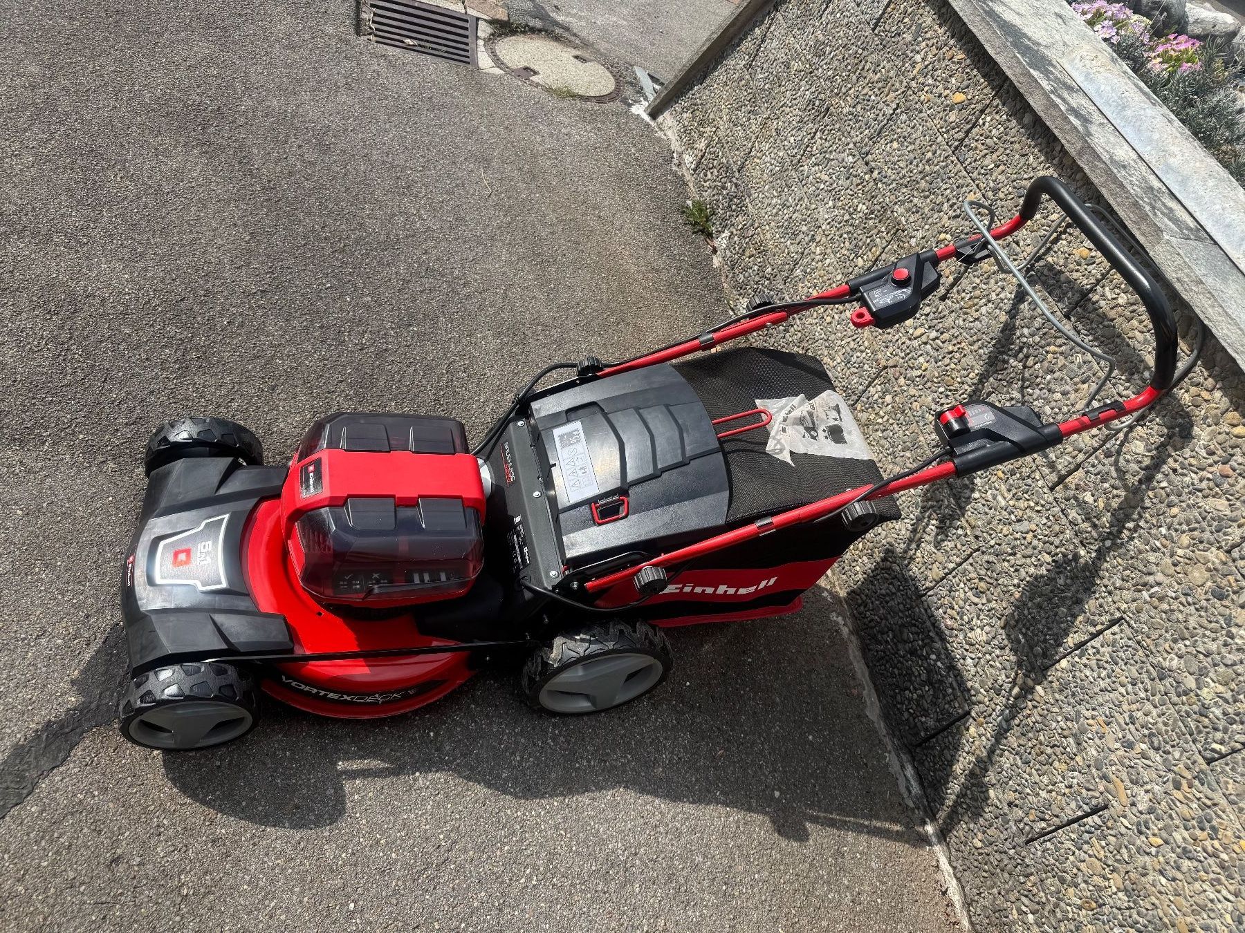 Einhell Tagliaerba: PROFESSIONAL Akku-Rasenmäher GP-CM 36/47 von Einhell – Usato da Uetliburg SG venduto da CostaTools 1