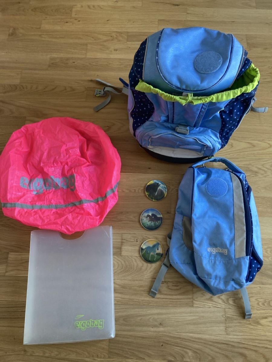 Ergobag Kindertaschen: Ergobag Set mit Zubehör – Gebraucht aus Staad SG von gab_7dr9 8