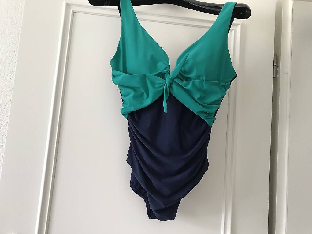 Badekleider & Bikinis: Badeanzug 38/40 – Gebraucht aus Landschlacht von girris100 4