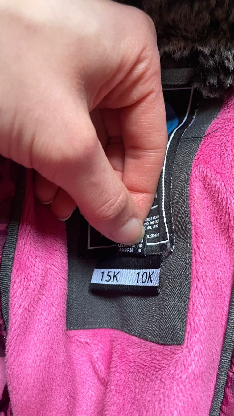 Rip Curl Giacche: Rip Curl Ski- / Snowboardjacke – Usato da La Ferrière venduto da Marbles 4