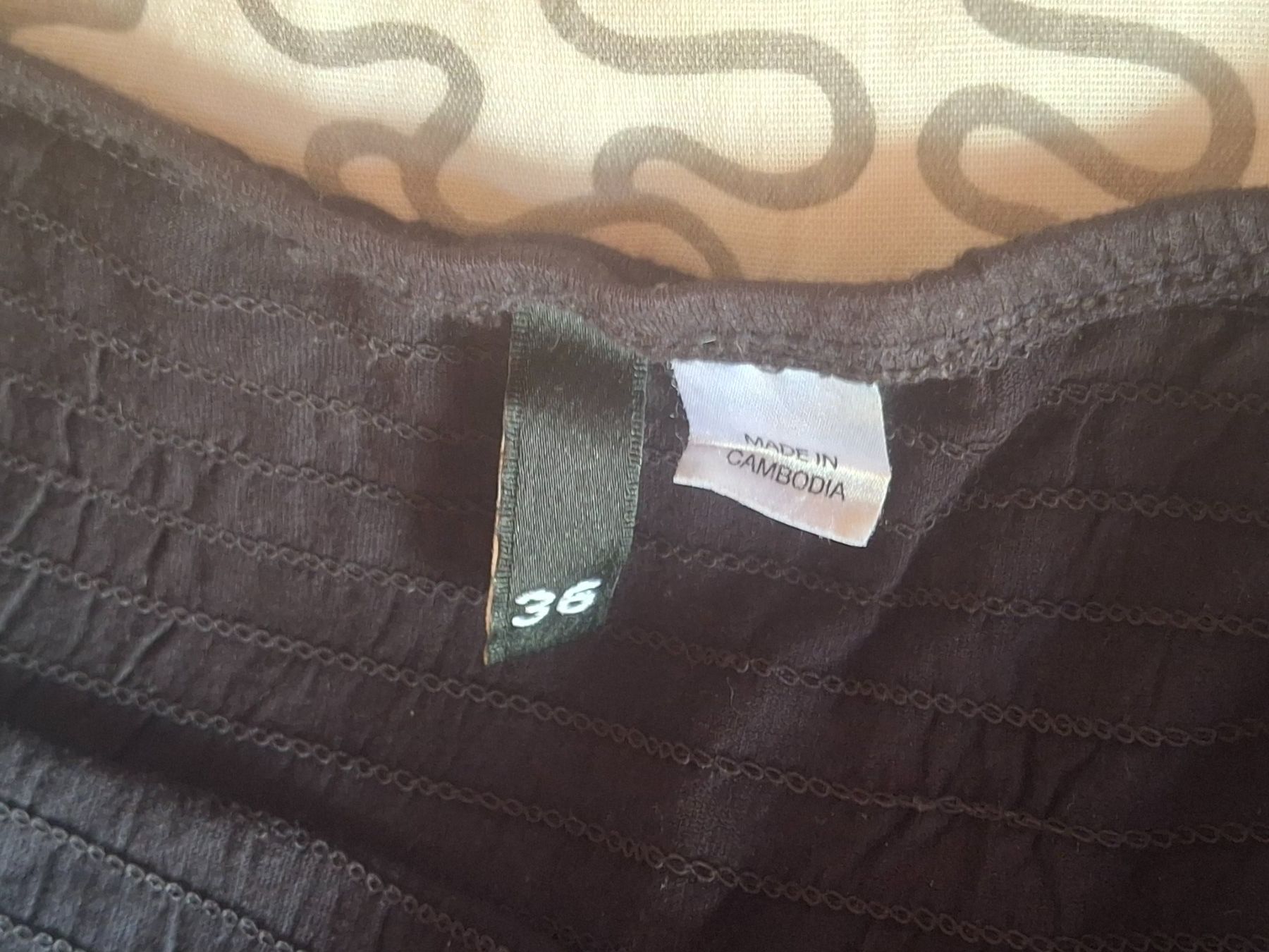 H&M Jumpsuits: Overall noir taille 36 marque H&M – Gebraucht aus Villiers von san_jn5w 4